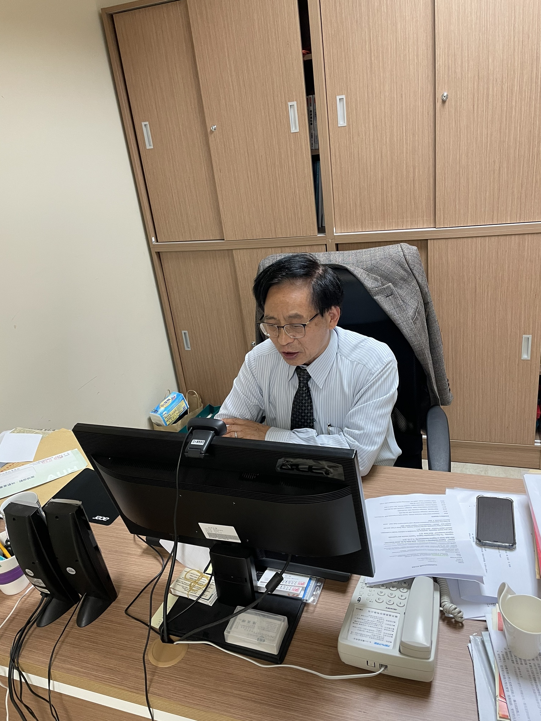 國際學院院長陳英輝致詞分享線上學術交流,在後疫情時代的重要性。