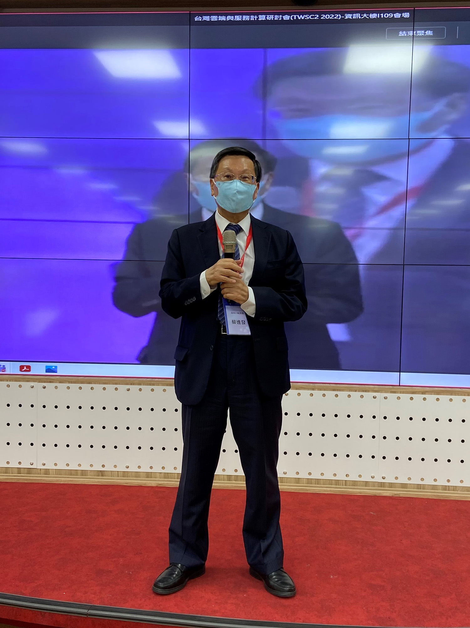 亞大校長蔡進發表示,在後疫情時代數位轉型更需要雲端服務