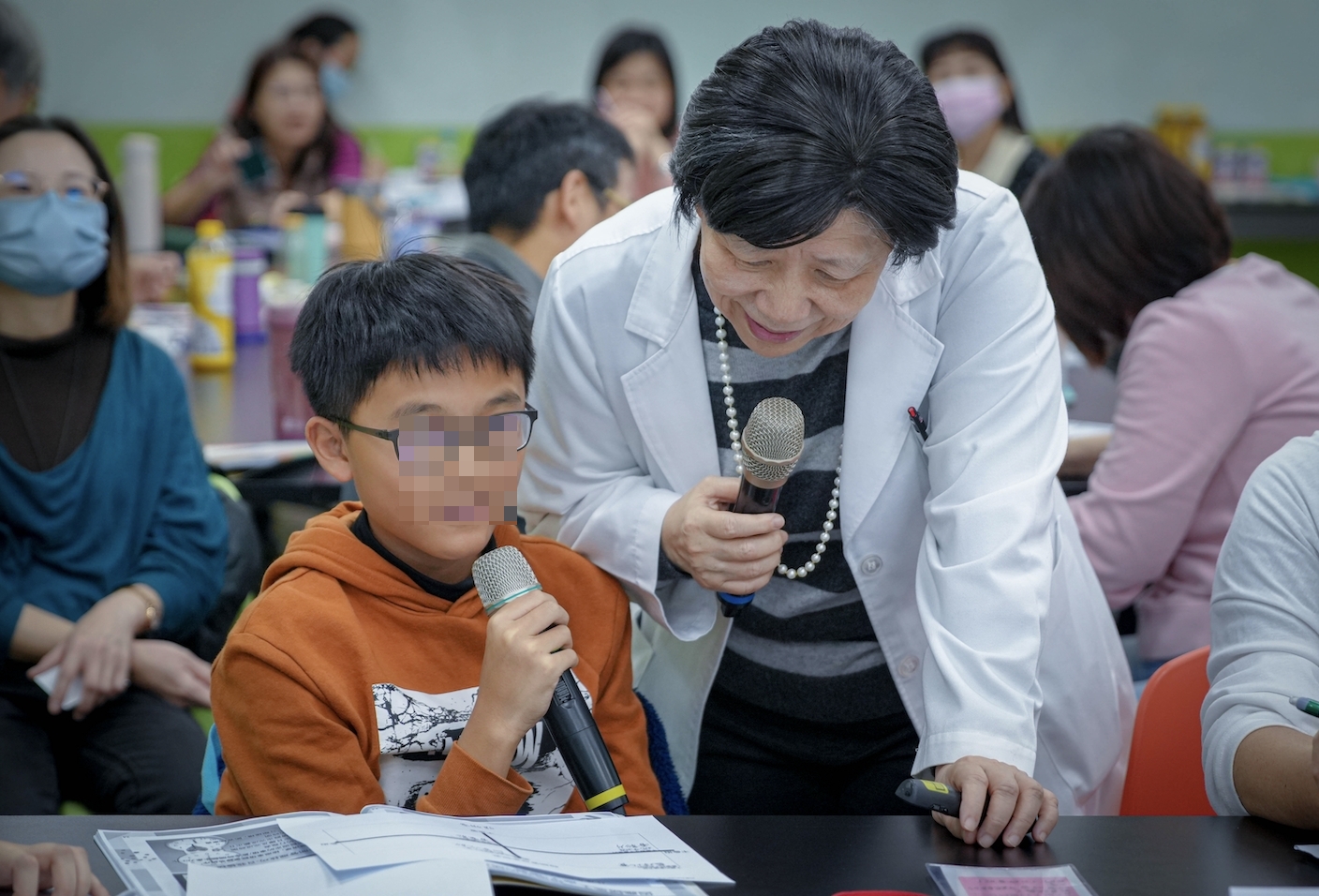 亞大副校長柯慧貞的「辨識我的誘惑是什麼？」課程，教導學員學習成為時間管理大師。